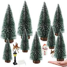 Miniatyrgrön julgran för bordsdekoration