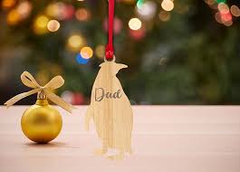 Handgjord Julkula: Personlig Pingvin för Pappa